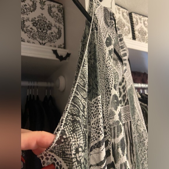 NWT L.I.B. Sleeveless Sheer Kimono Animal Print - Picture 11 of 12